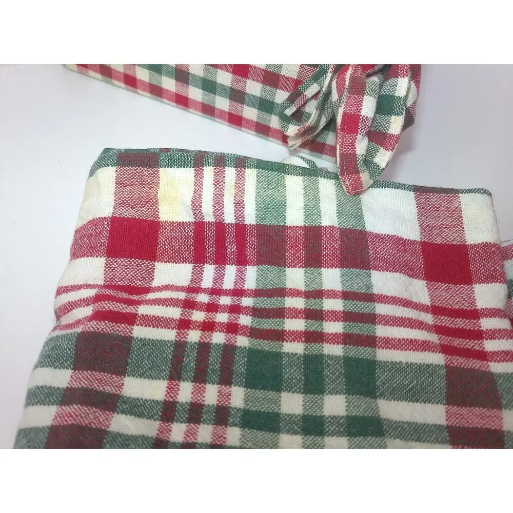 Vintage Napkin Basket Set Red Green Plaid